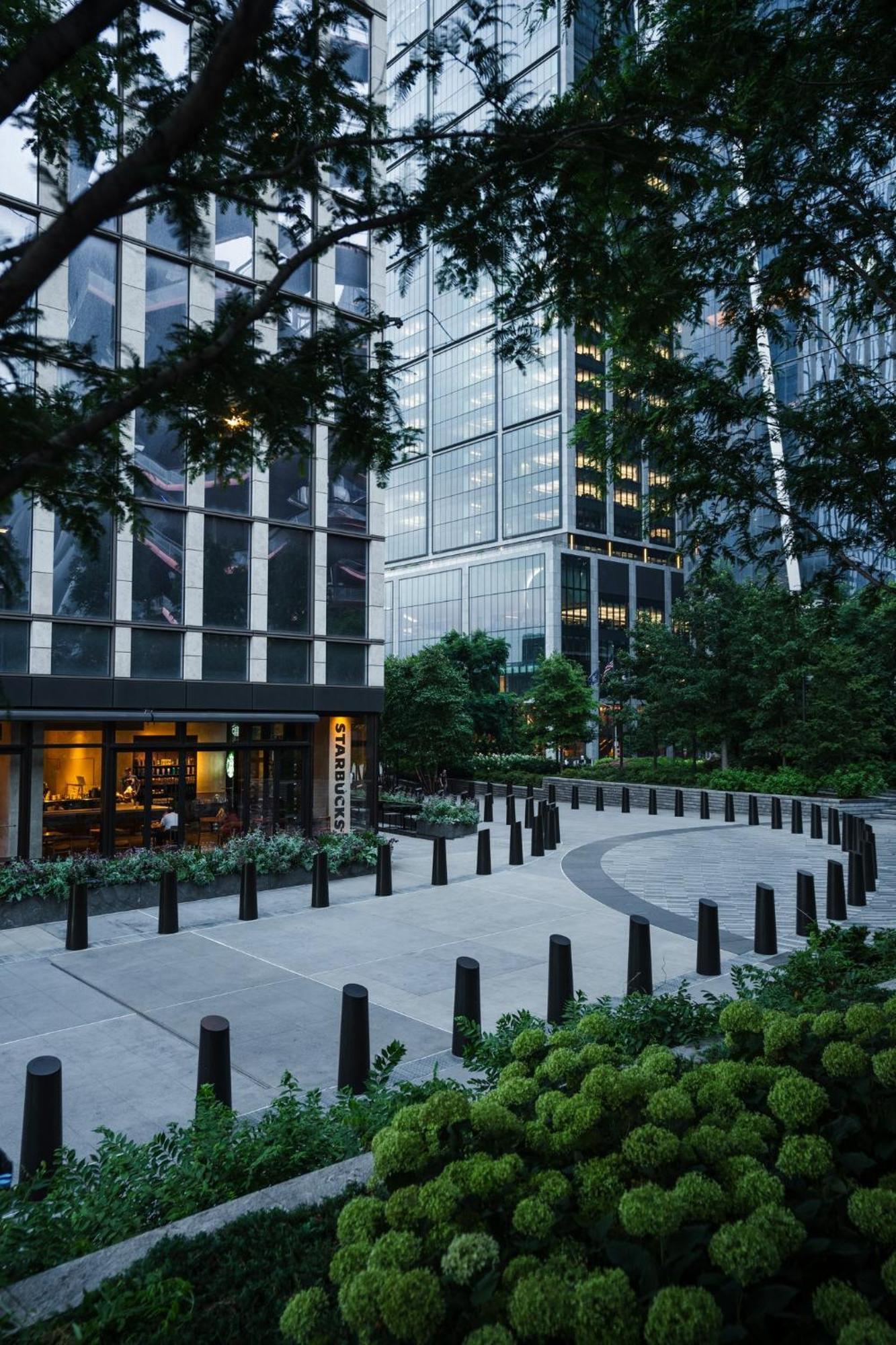 Equinox Hotel Hudson Yards New York City Exterior foto